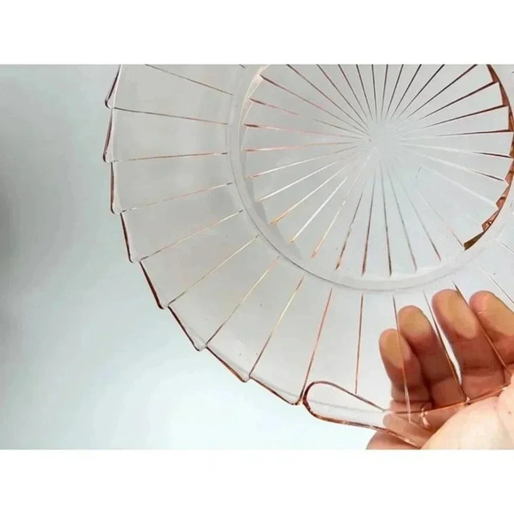 Sierra Pinwheel Jeannette Pink 1930's Depression Glass Decorative | Serving Plat - Picture 6 of 9
